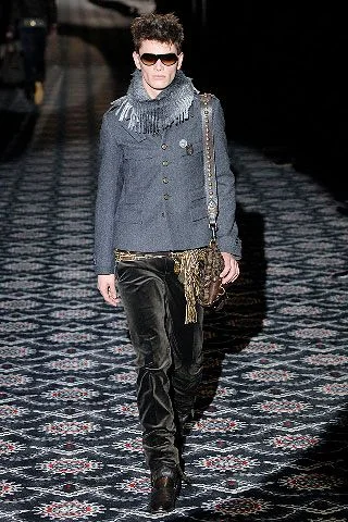 Look 15